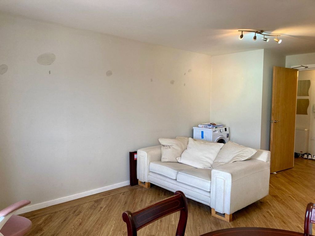 Property photo 2 of 10 Picture No. 07