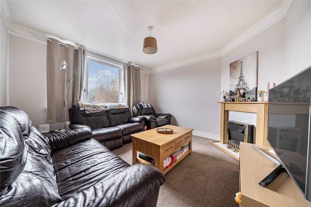 Property photo 2 of 14 Picture 2