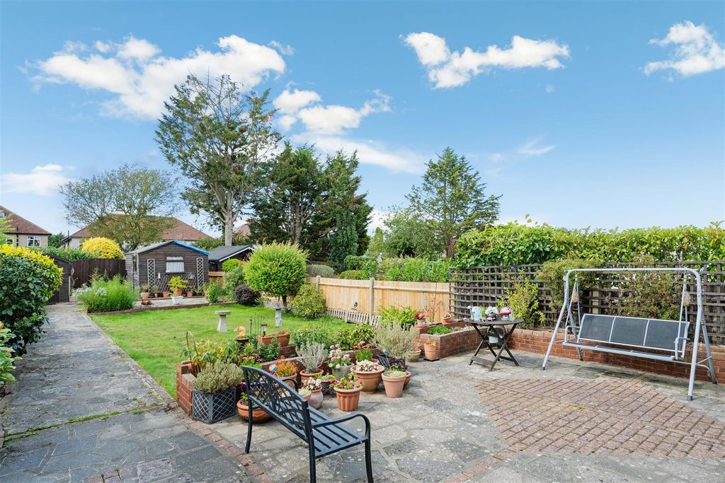 Property photo 3 of 14 Waverley Road,  (14 From 24)-21.Jpg