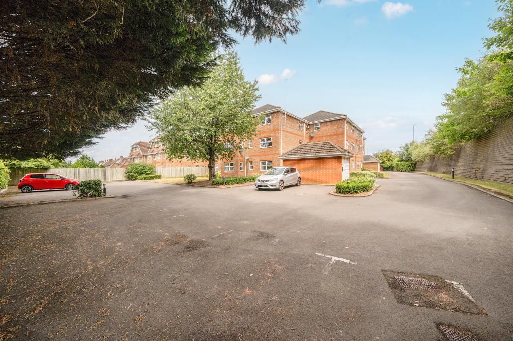 Property photo 3 of 10 External