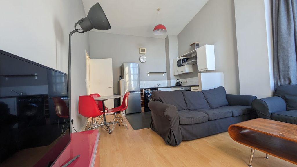 Property photo 2 of 11