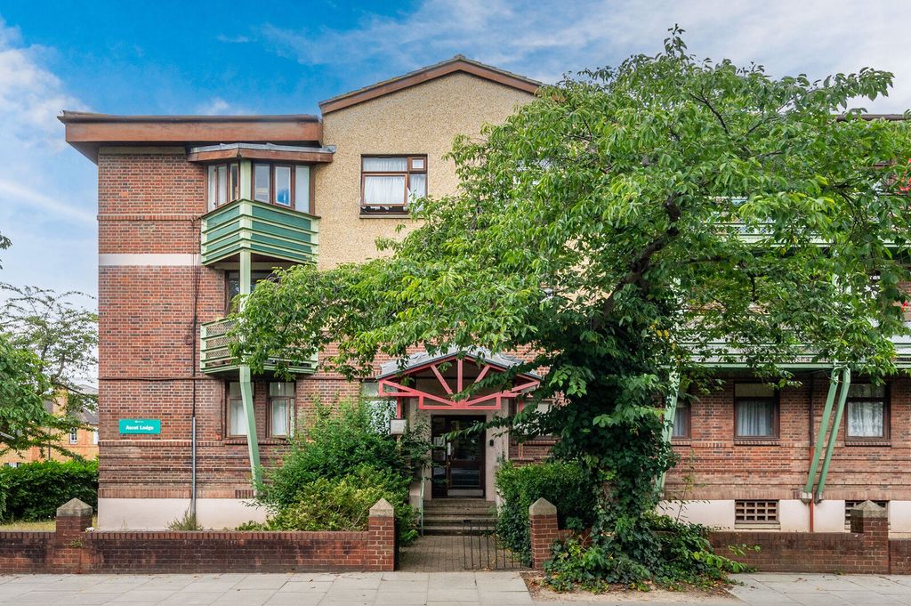 Property photo 1 of 7