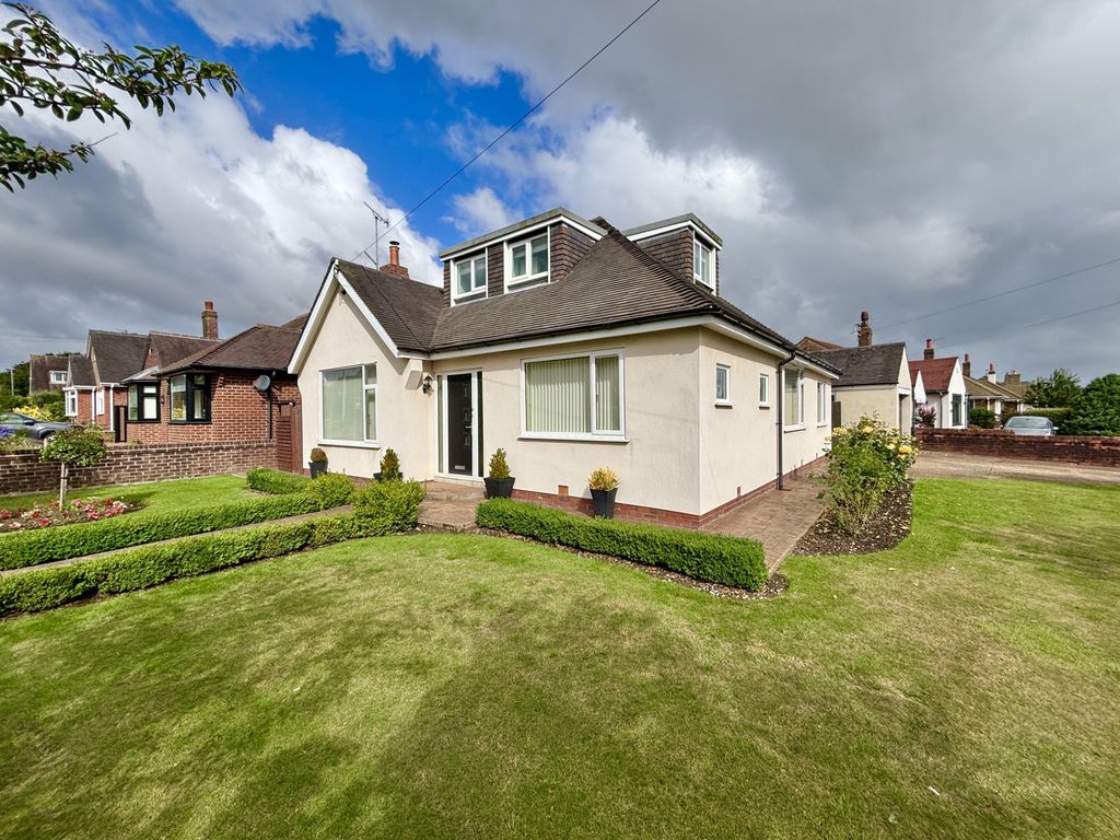 Property photo 1 of 32
