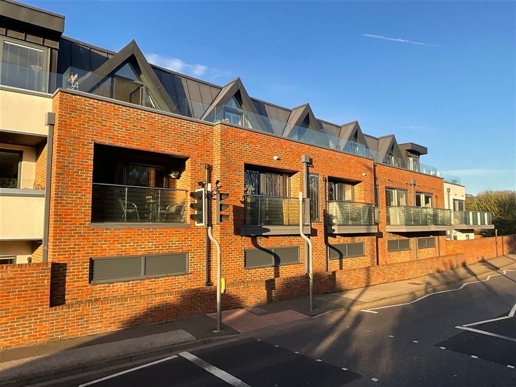 Property photo 1 of 13 External