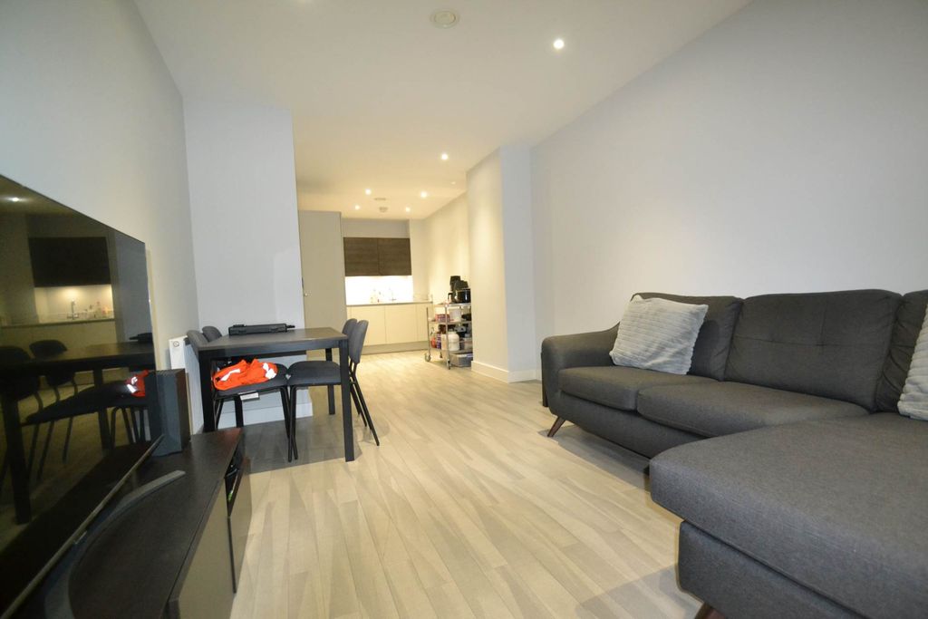 Property photo 2 of 5