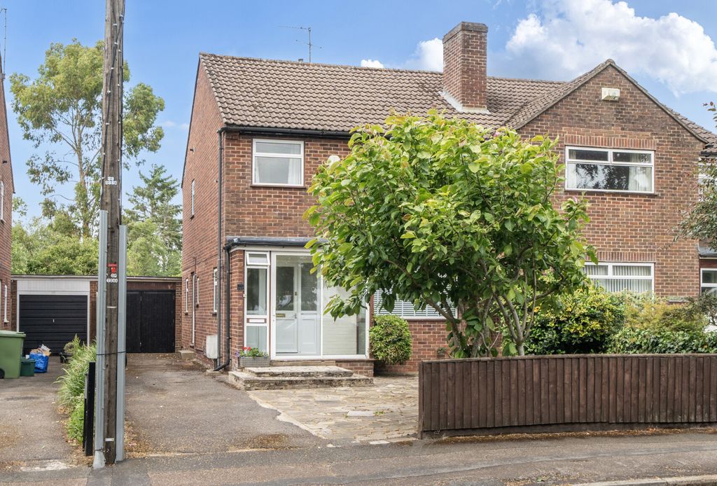 Property photo 2 of 9 1468612-20-6A2052...
