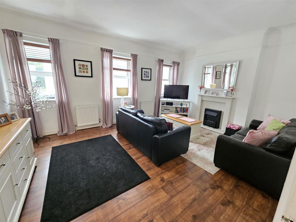 Property photo 1 of 9 20251013_104723.Jpg