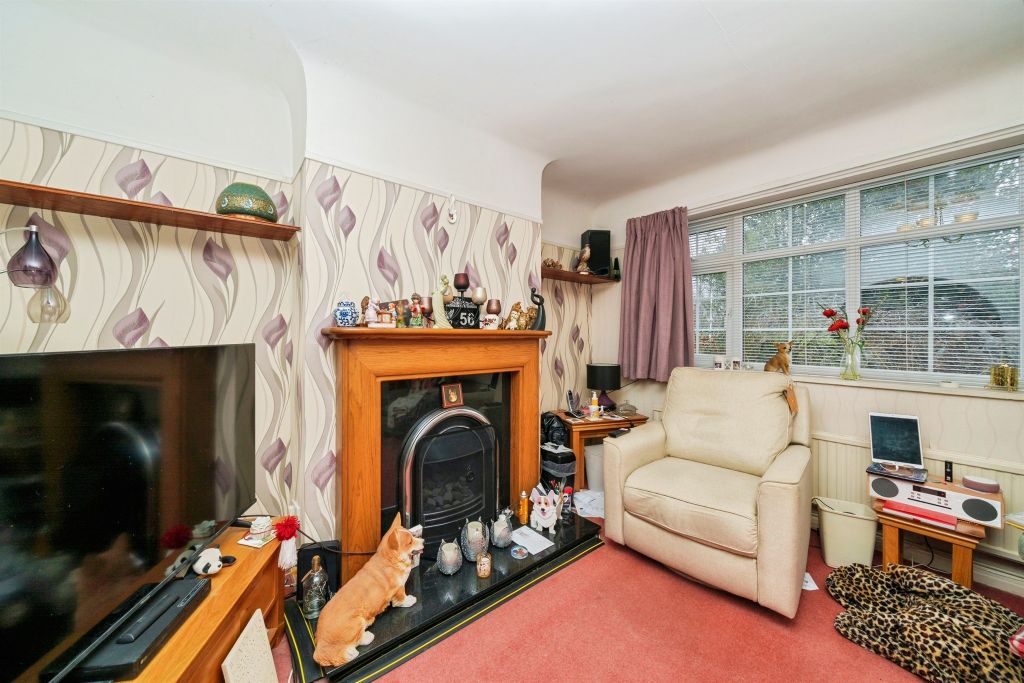 Property photo 2 of 17