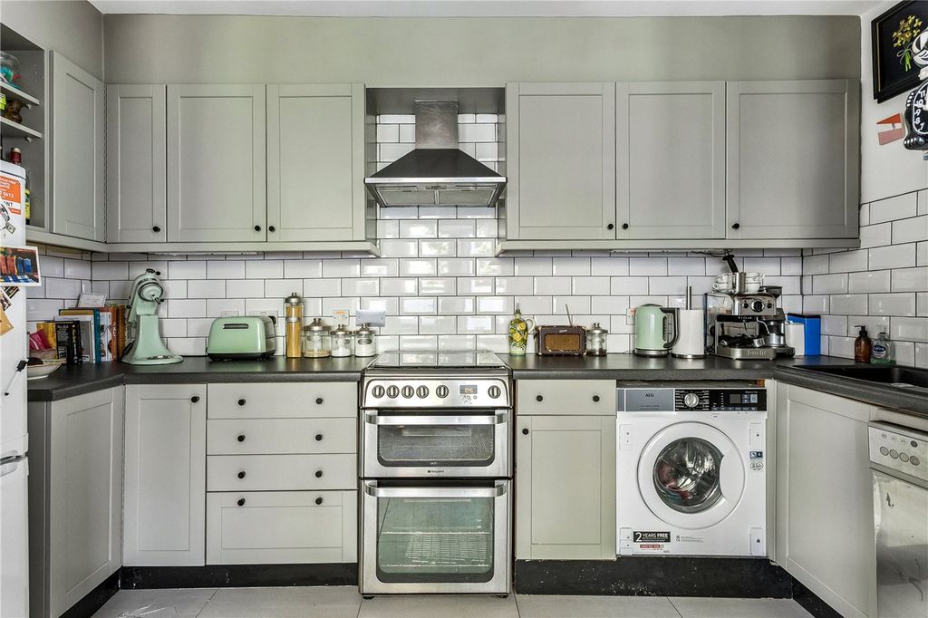 Property photo 3 of 13 Picture No. 05