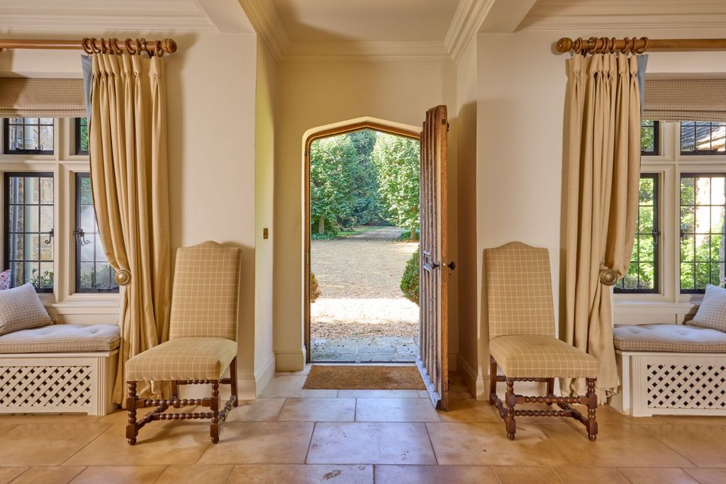 Property photo 2 of 26 Doorway