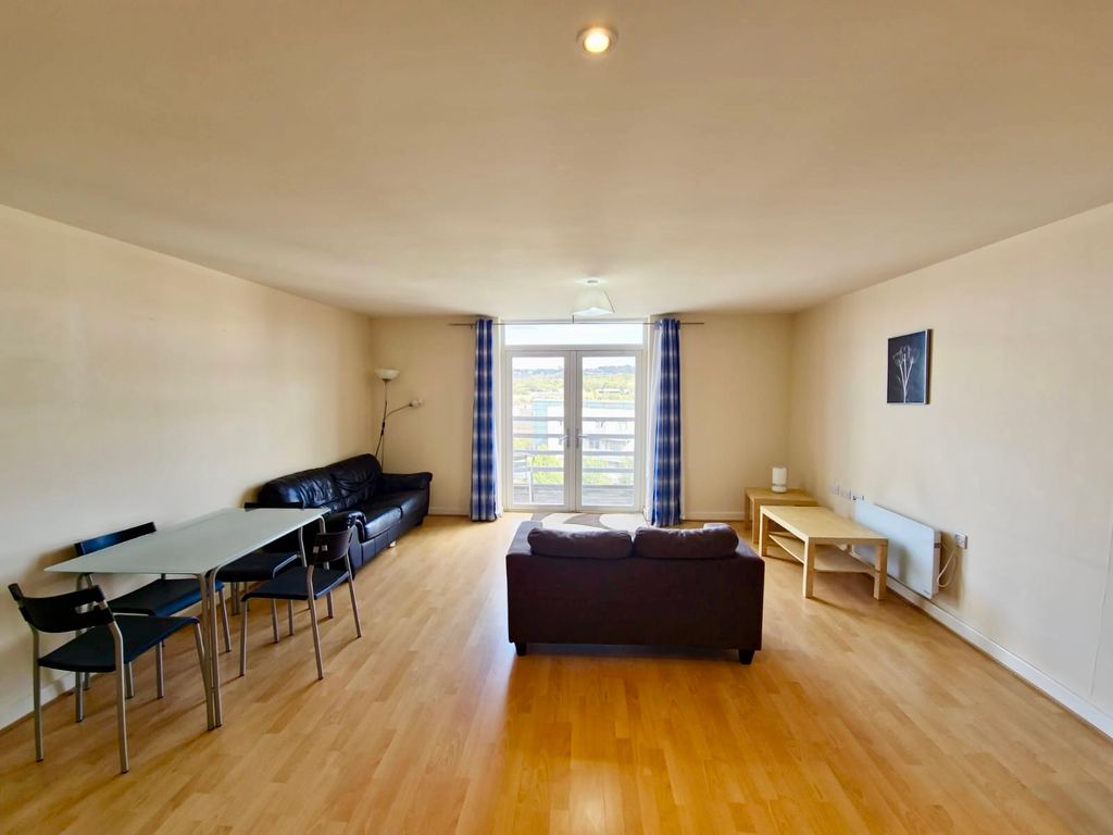 Property photo 3 of 9