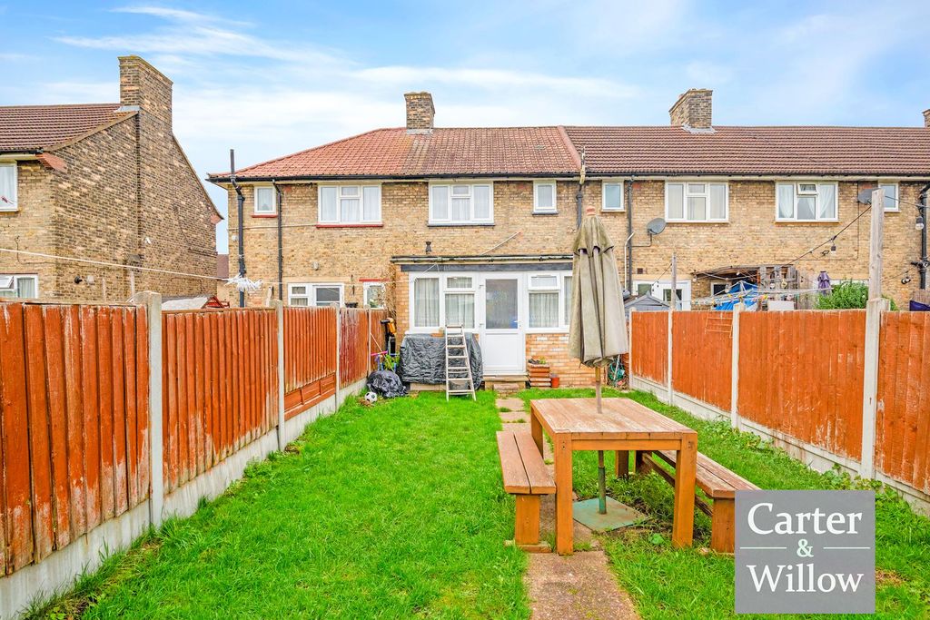 Property photo 2 of 13