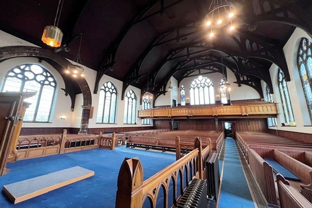 Property photo 2 of 9