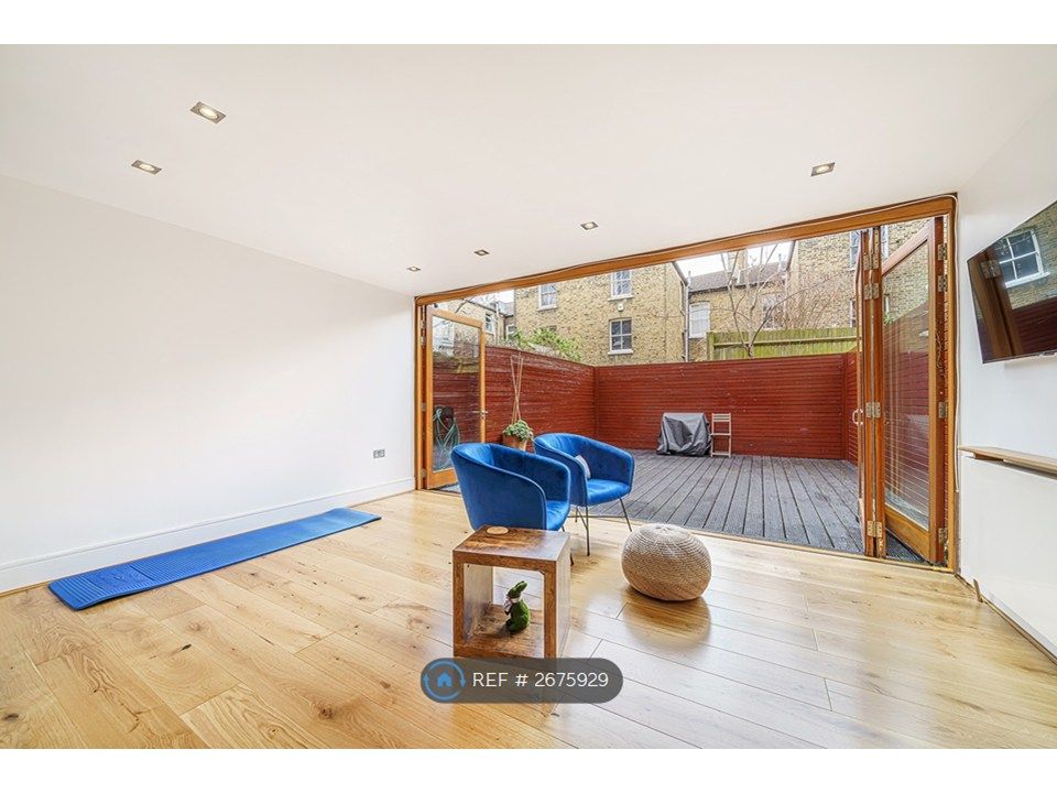 Property photo 2 of 18 3-Seat Sofa With Chaise Added Pictures Below