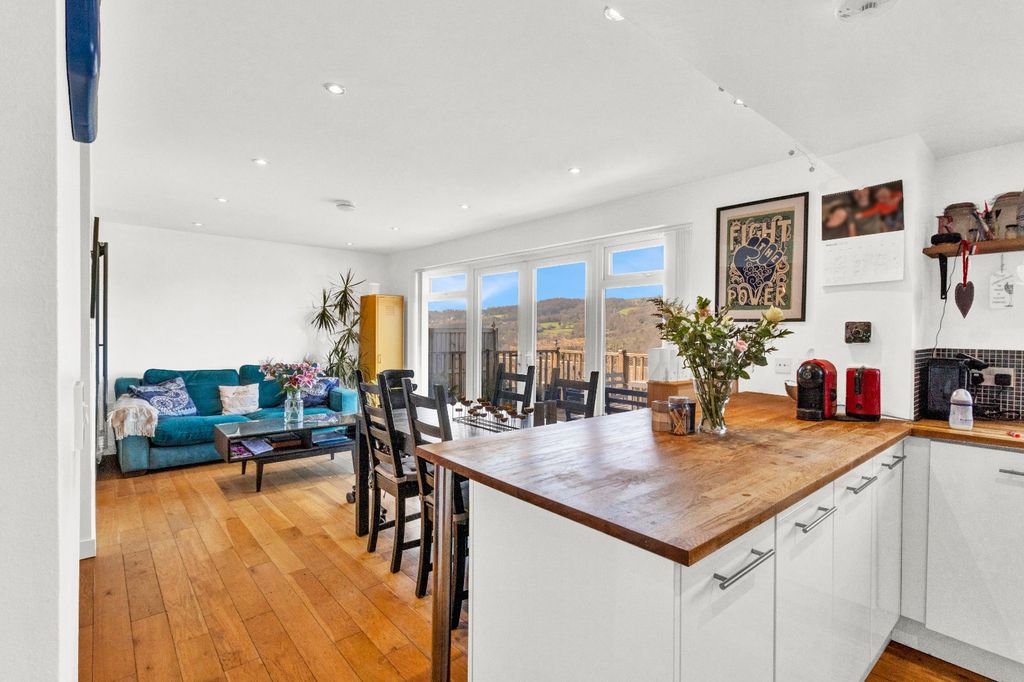 Additional image 5 of 4 bed detached house for saleCourtway, Stroud, Gloucestershire GL5