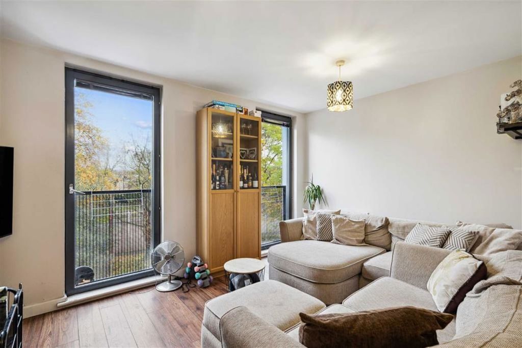 Property photo 2 of 4