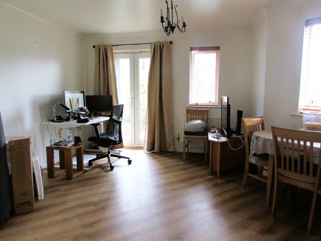 Property photo 3 of 13 Gallery