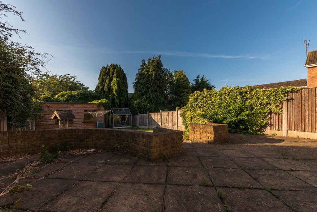 Property photo 3 of 28