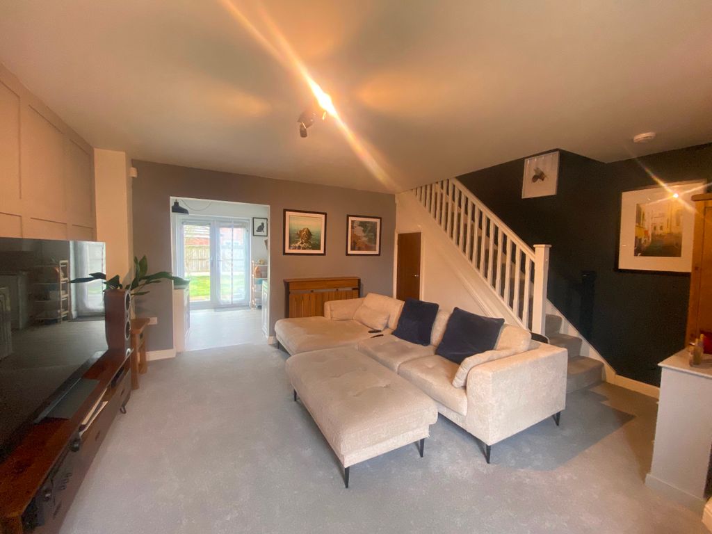 Property photo 3 of 19