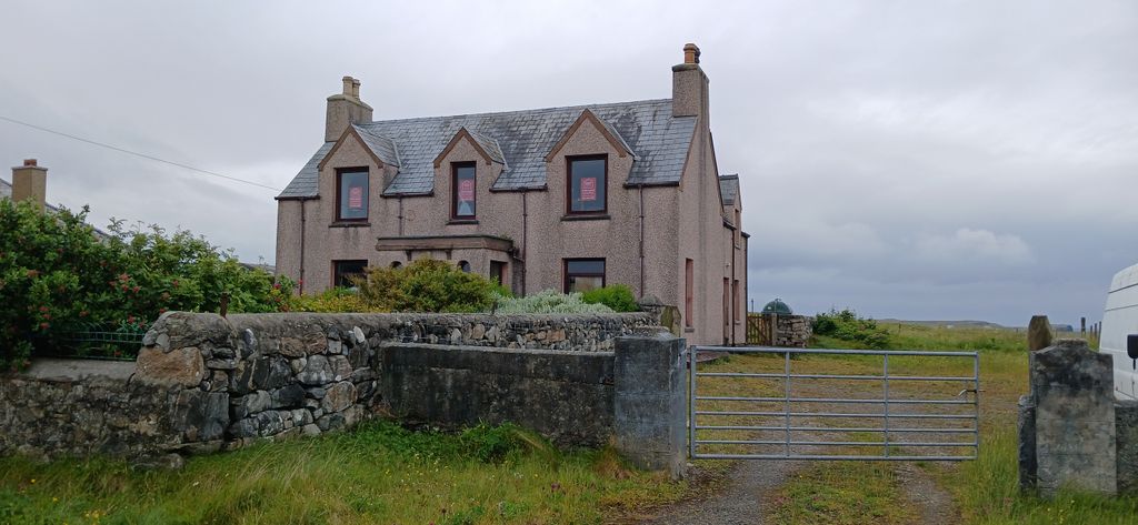 Property photo 2 of 13 2. External 2