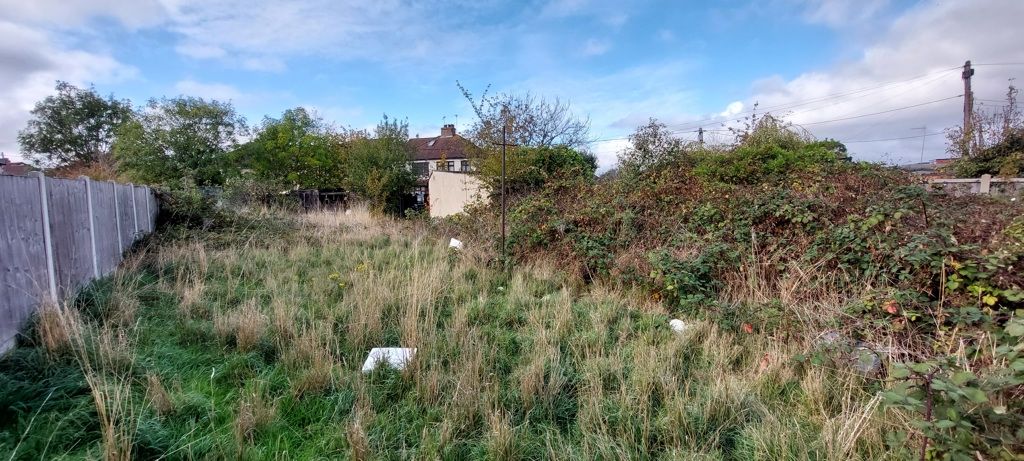 Property photo 2 of 14 Photo 3