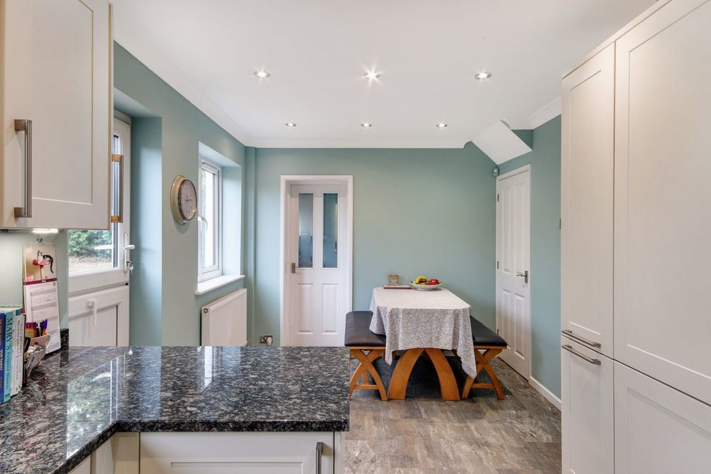 Additional image 4 of 4 bed semi-detached house for saleNorthdown Road, Longfield DA3