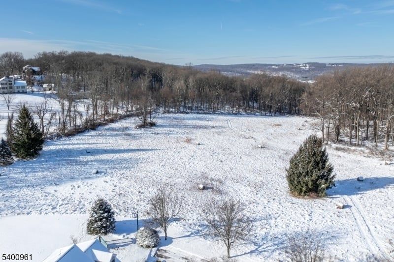 Property photo 2 of 8 <Alttext/>