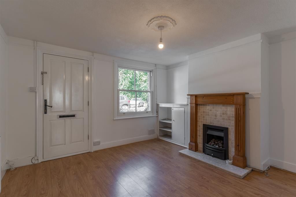 Property photo 3 of 11 Picture 3