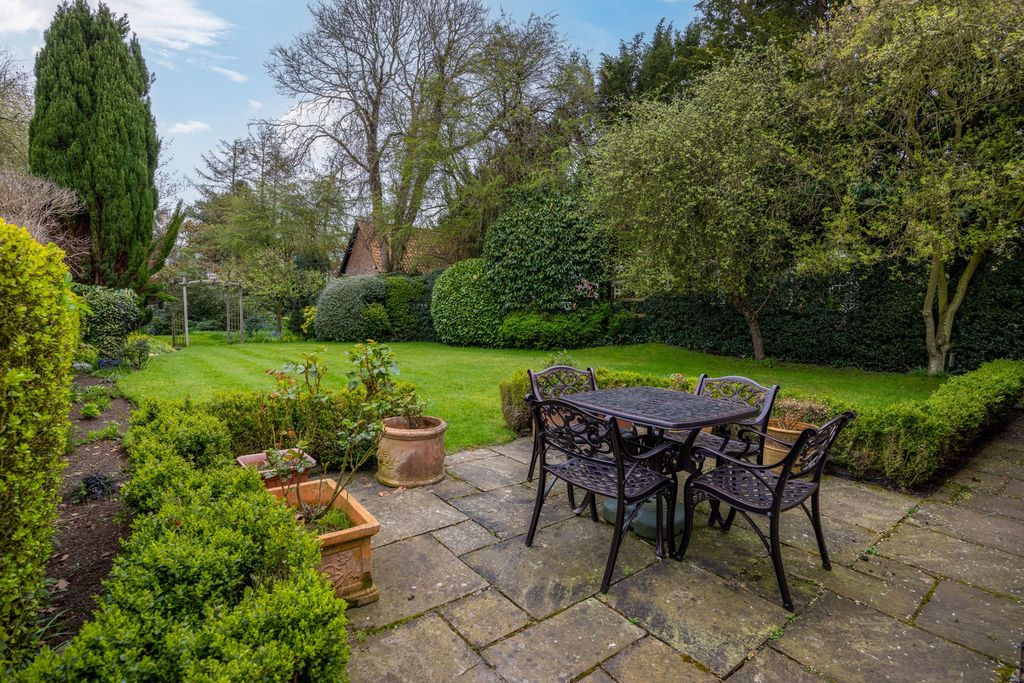 Property photo 3 of 30