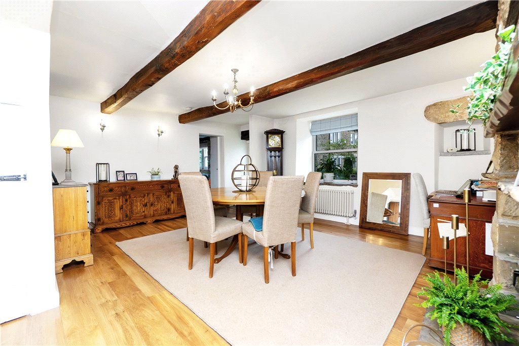 Property photo 3 of 19 Dining Room