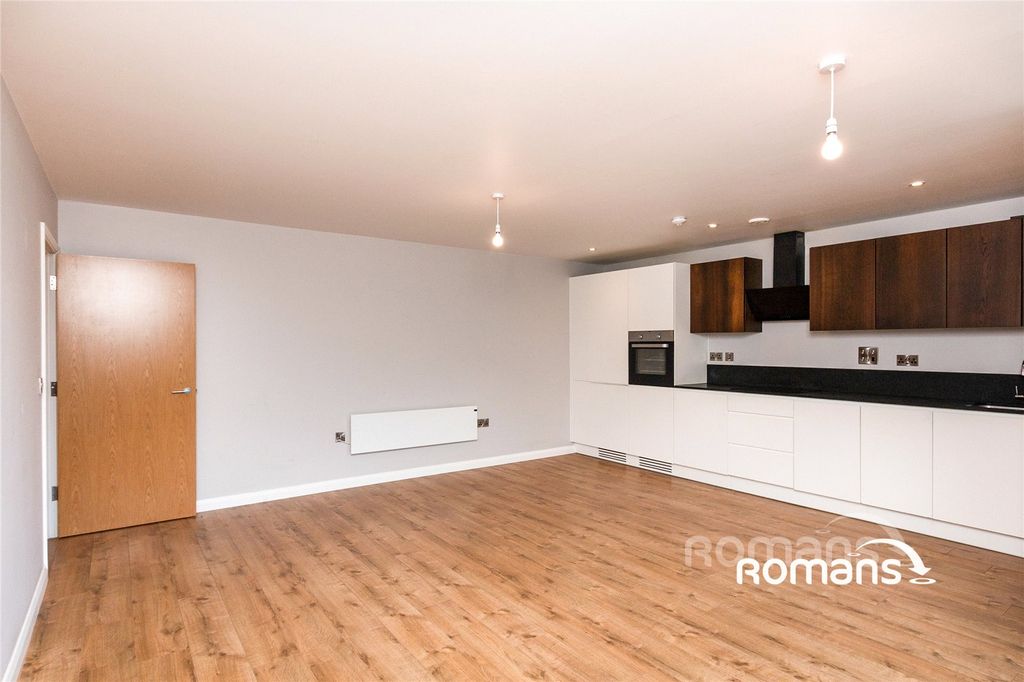 Property photo 3 of 12 Picture No. 19