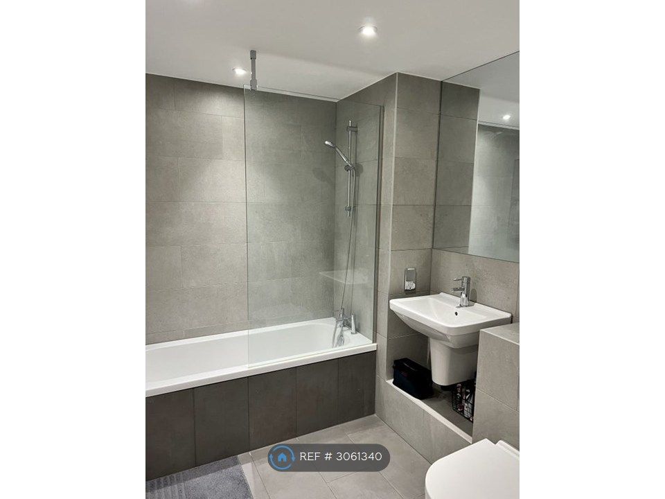 Property photo 3 of 8 Main Bathroom
