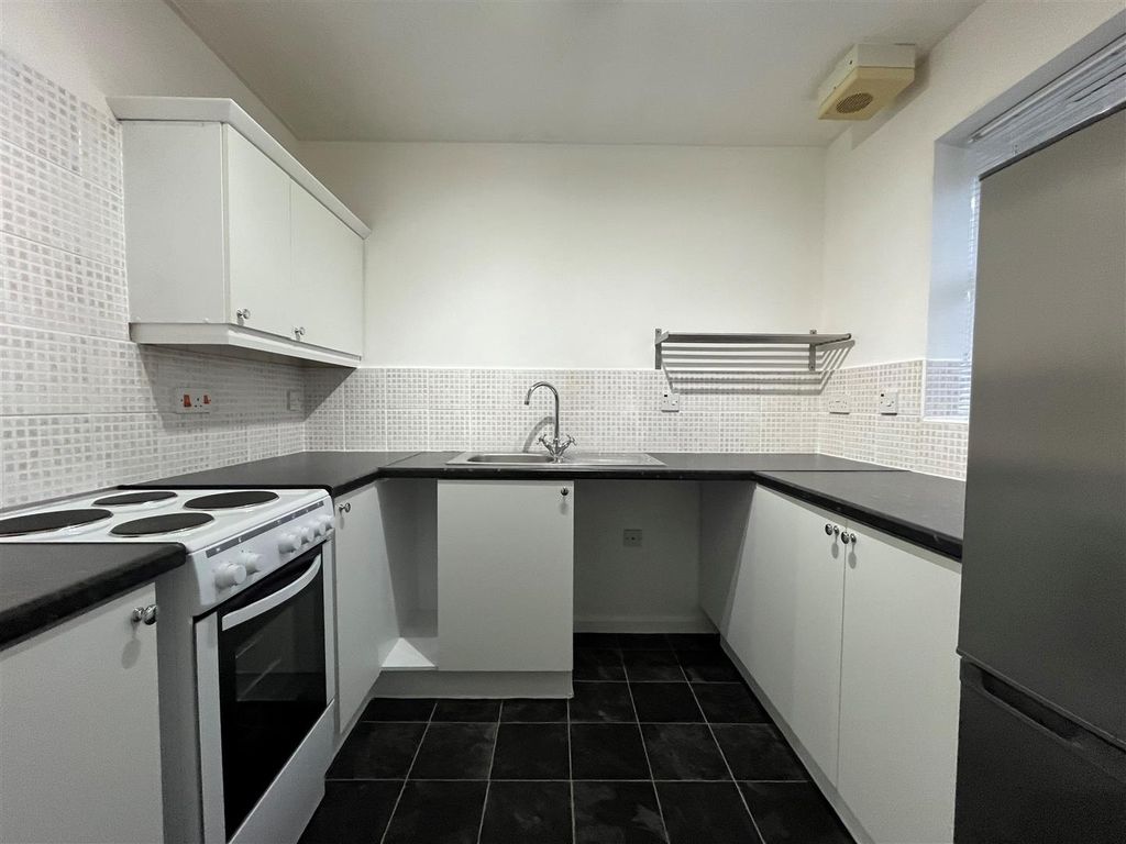 Property photo 2 of 9 2.Jpg