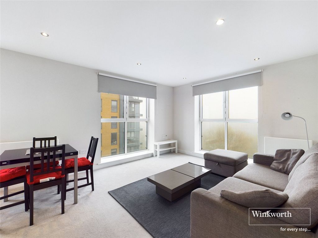 Property photo 3 of 11 Picture No. 18