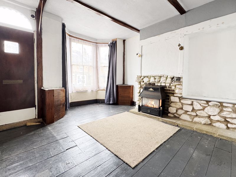 Property photo 2 of 16 Photo 9