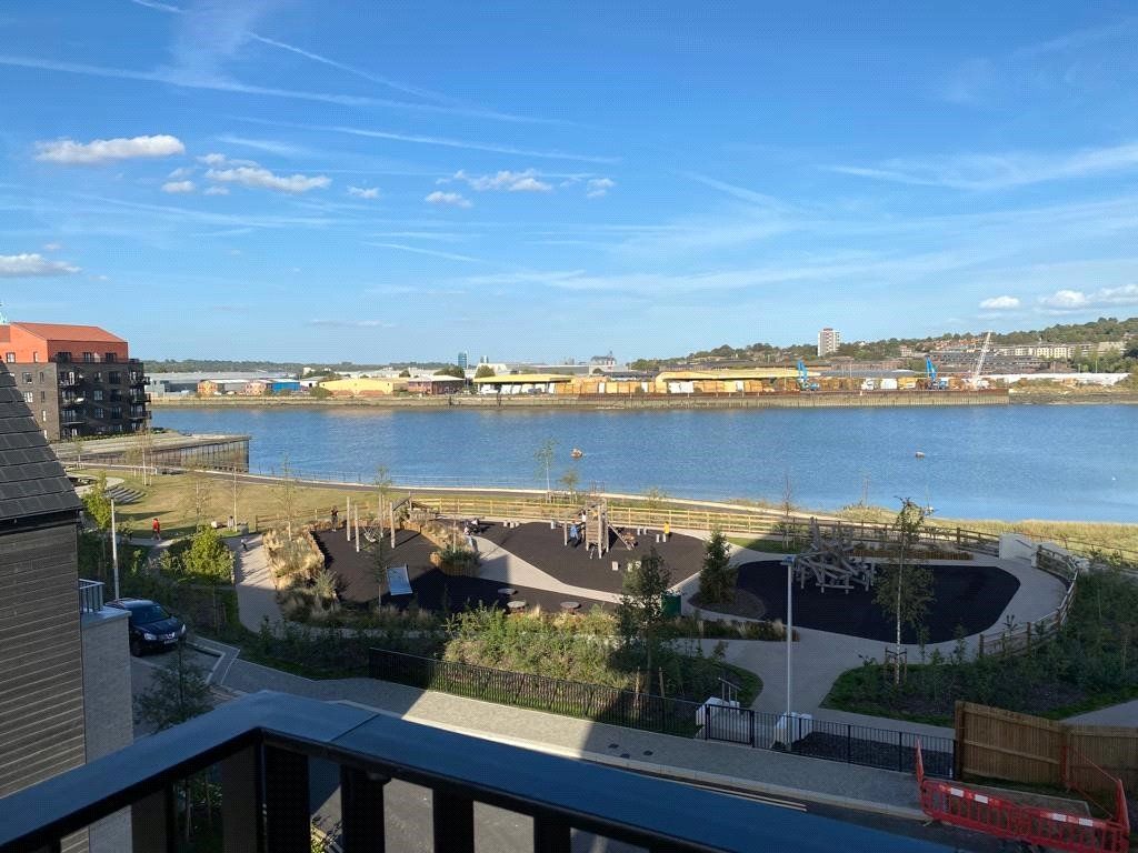 Property photo 2 of 8 View