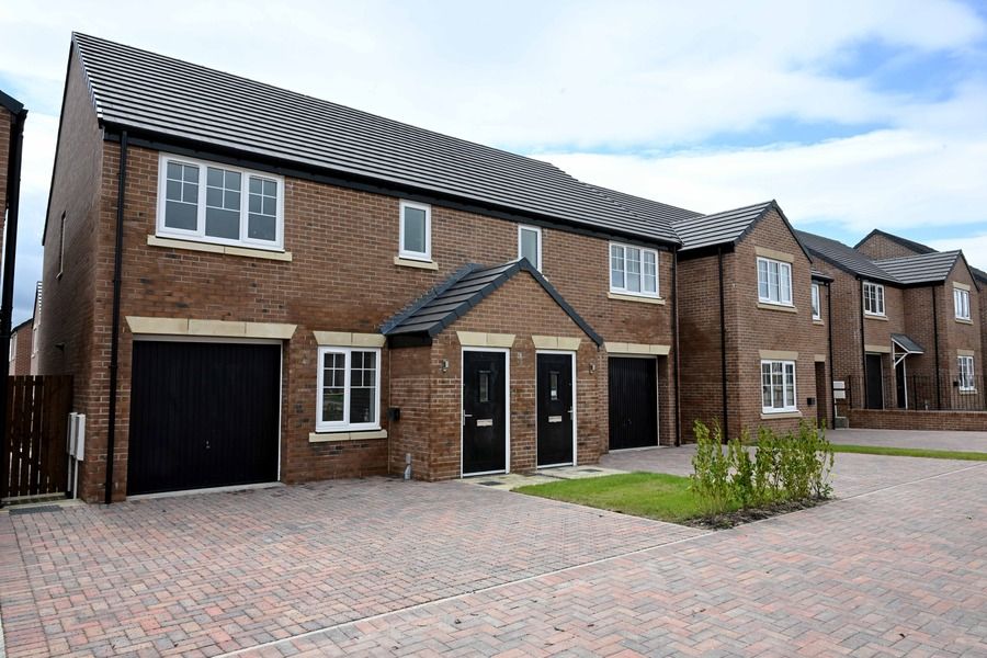 Property photo 1 of 9