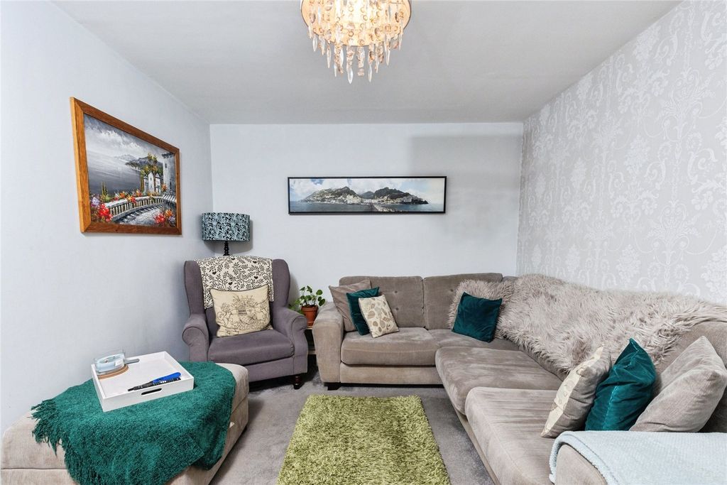 Property photo 2 of 25 Picture No. 03