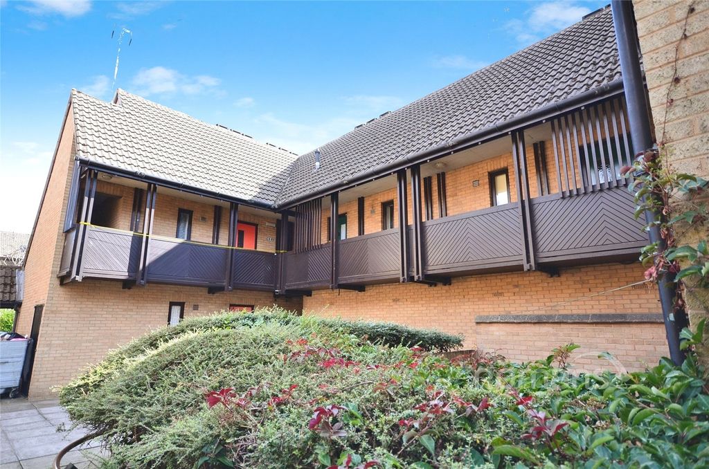 Property photo 2 of 8 Picture No. 04