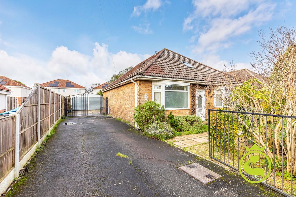 Property photo 1 of 27