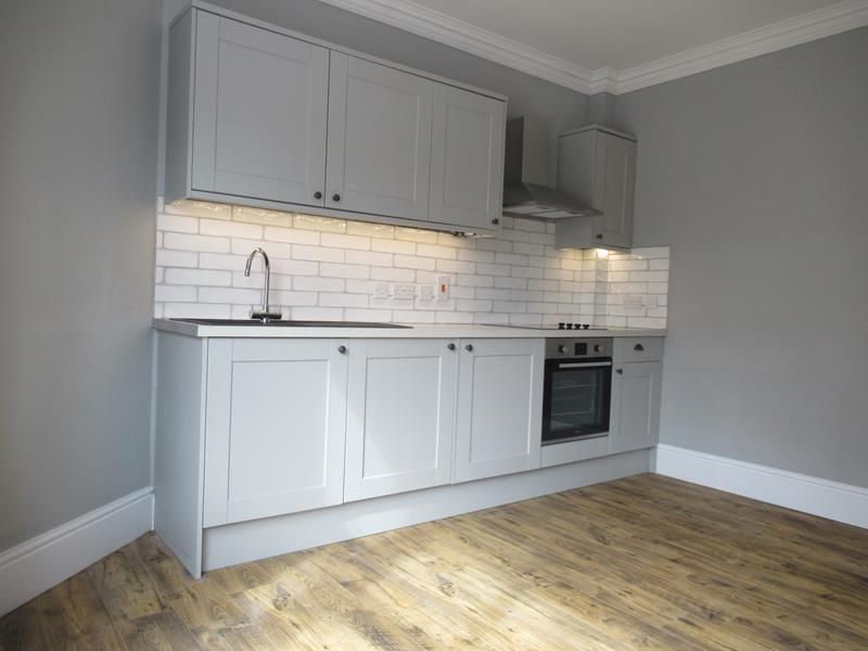 Property photo 2 of 13 Photo 11