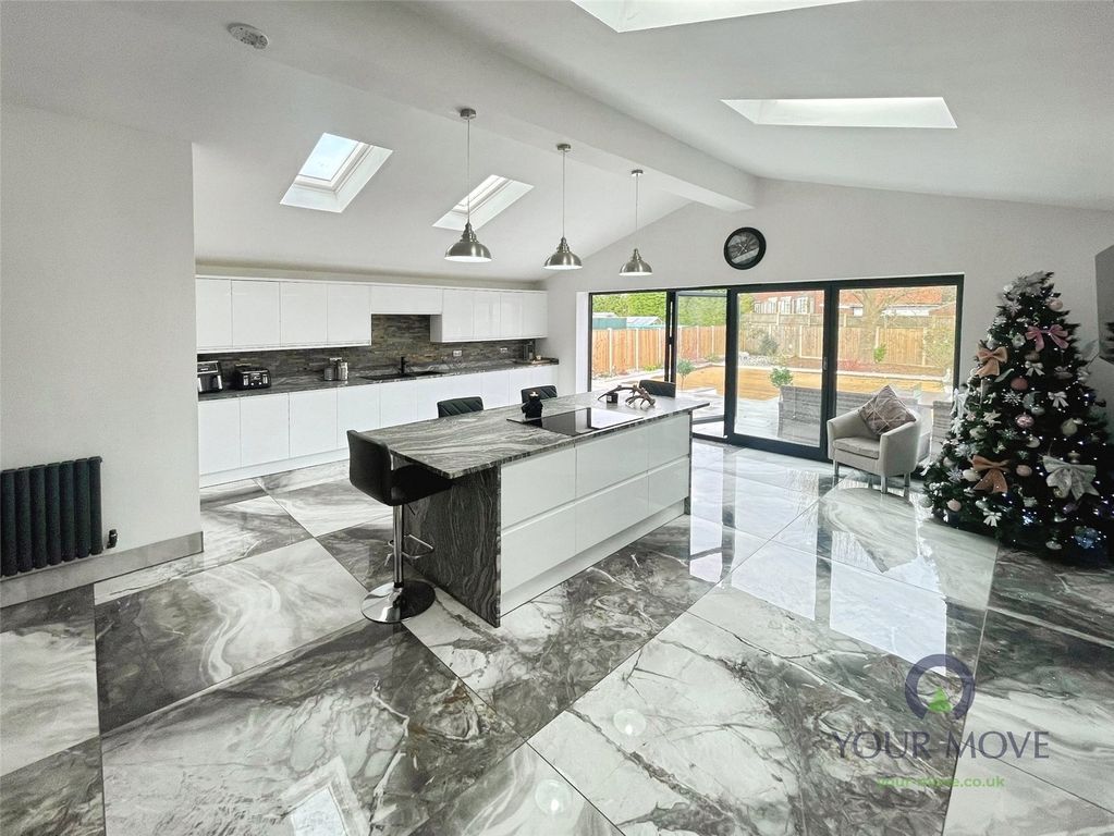 Property photo 2 of 13 Kitchen