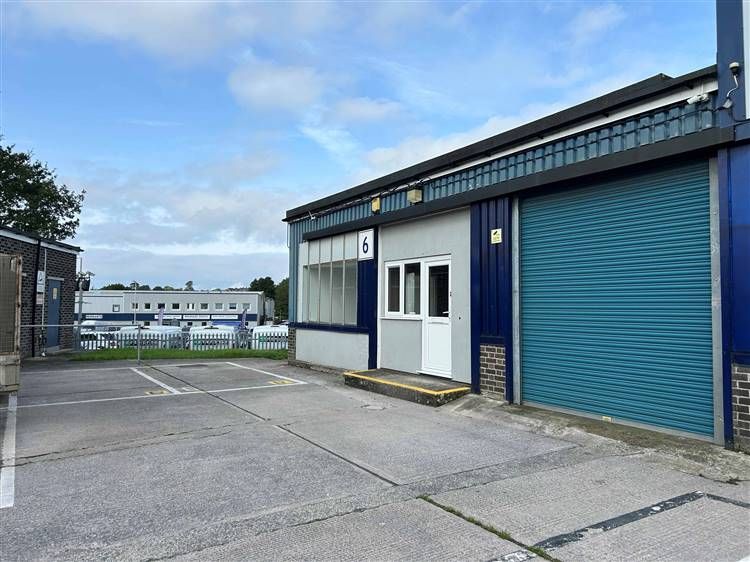 Property photo 1 of 8