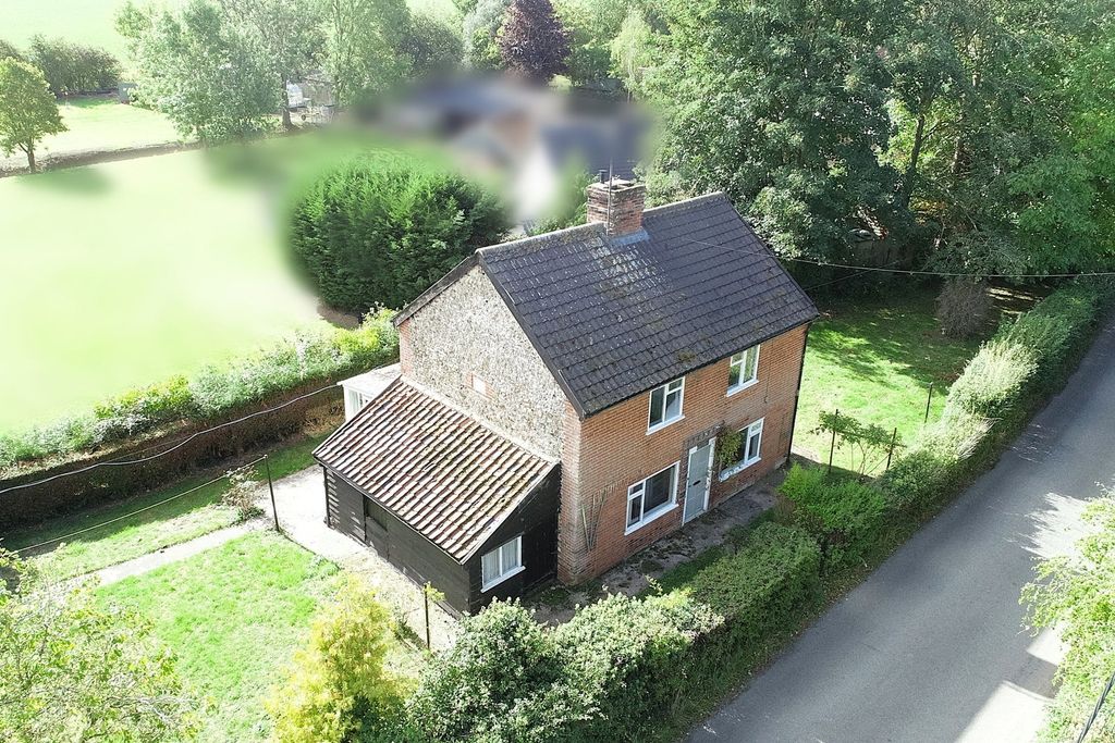Property photo 3 of 21