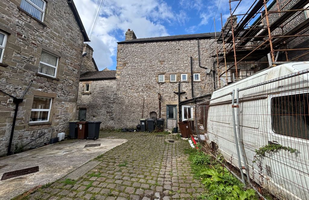 Property photo 2 of 2