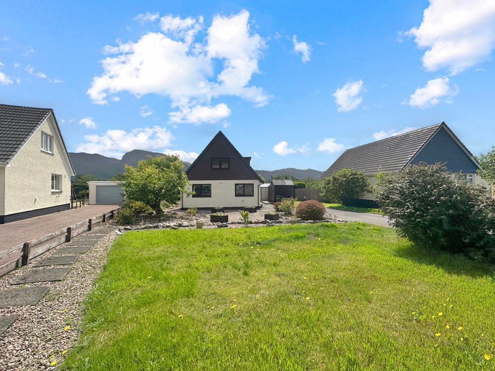 Property photo 3 of 63