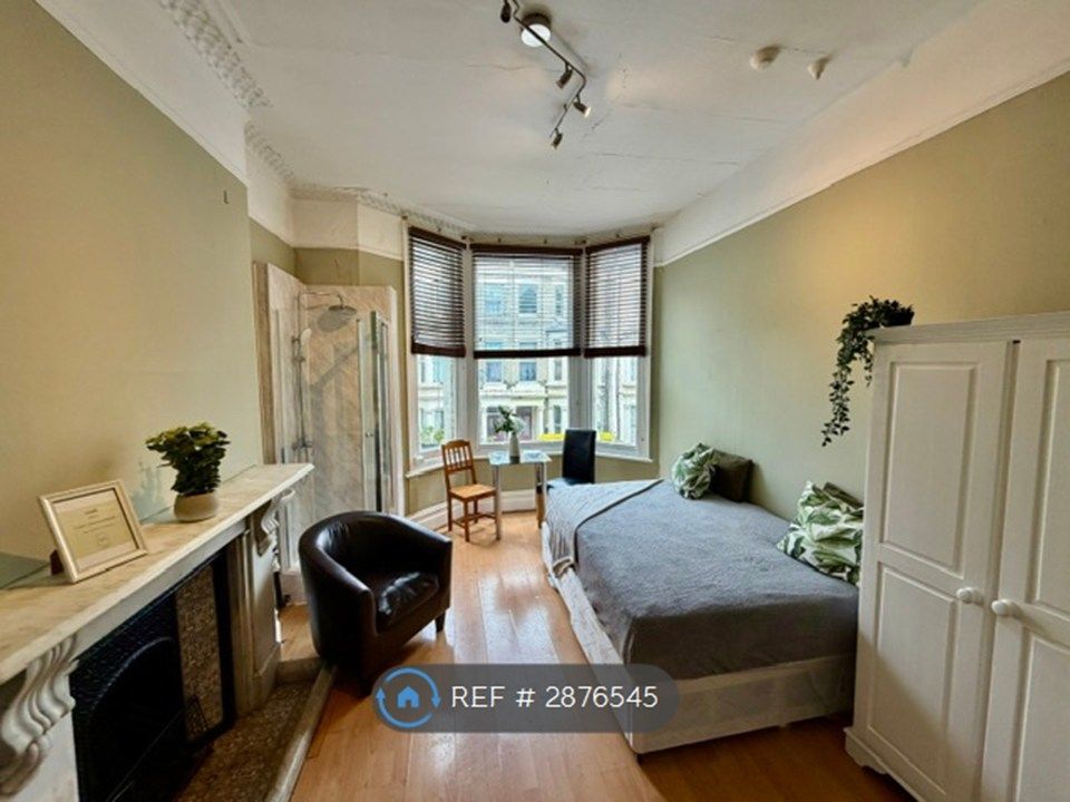 Property photo 3 of 16