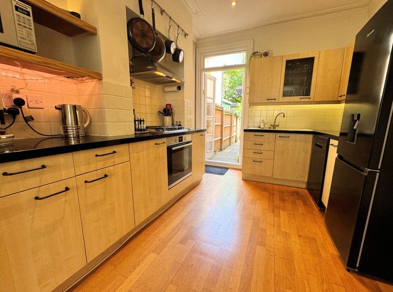 Property photo 3 of 12