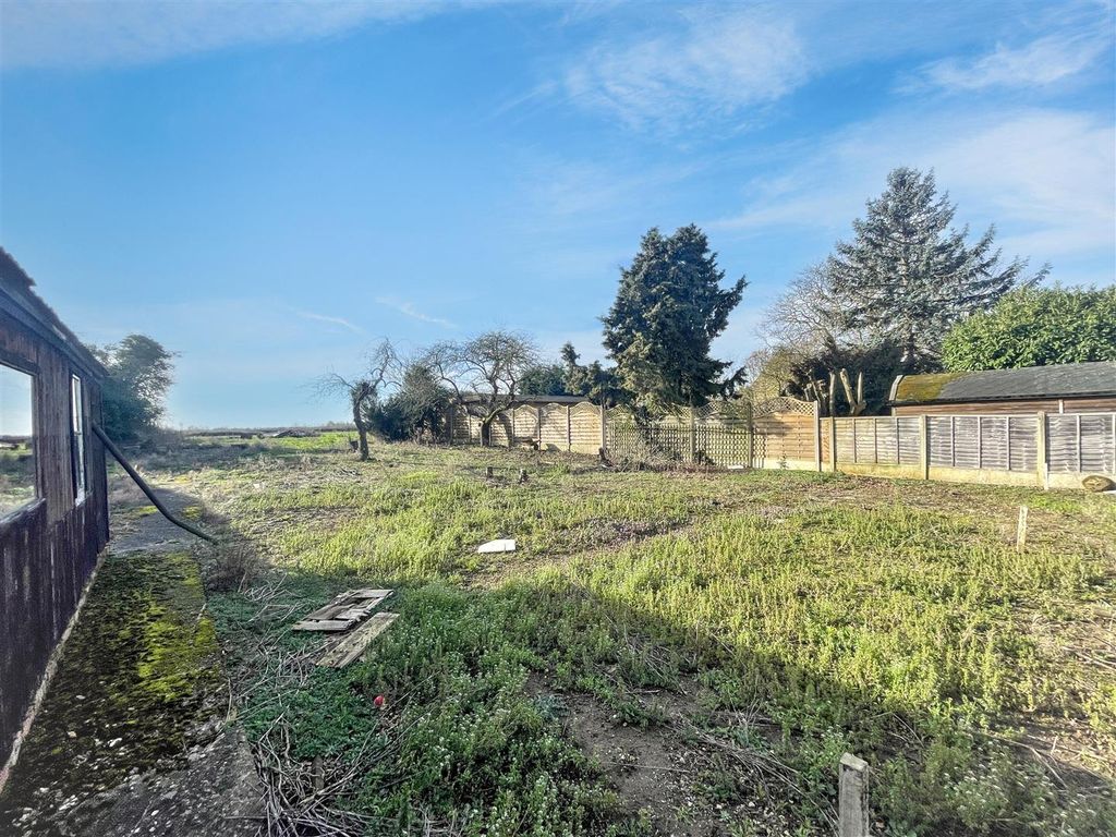 Property photo 3 of 6 Img_2414.Jpg