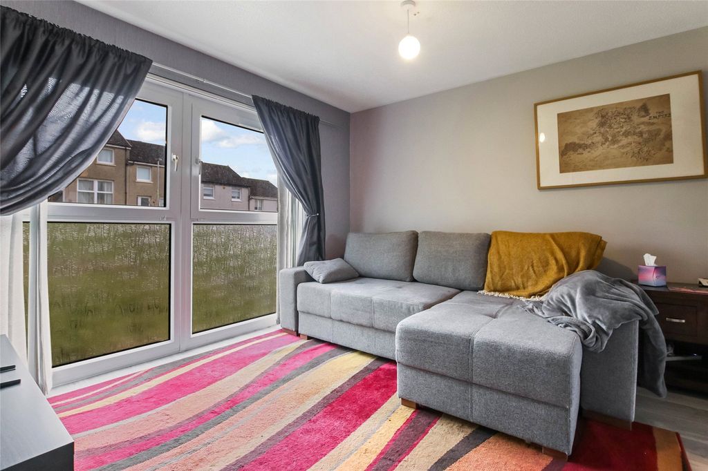 Property photo 2 of 14 2